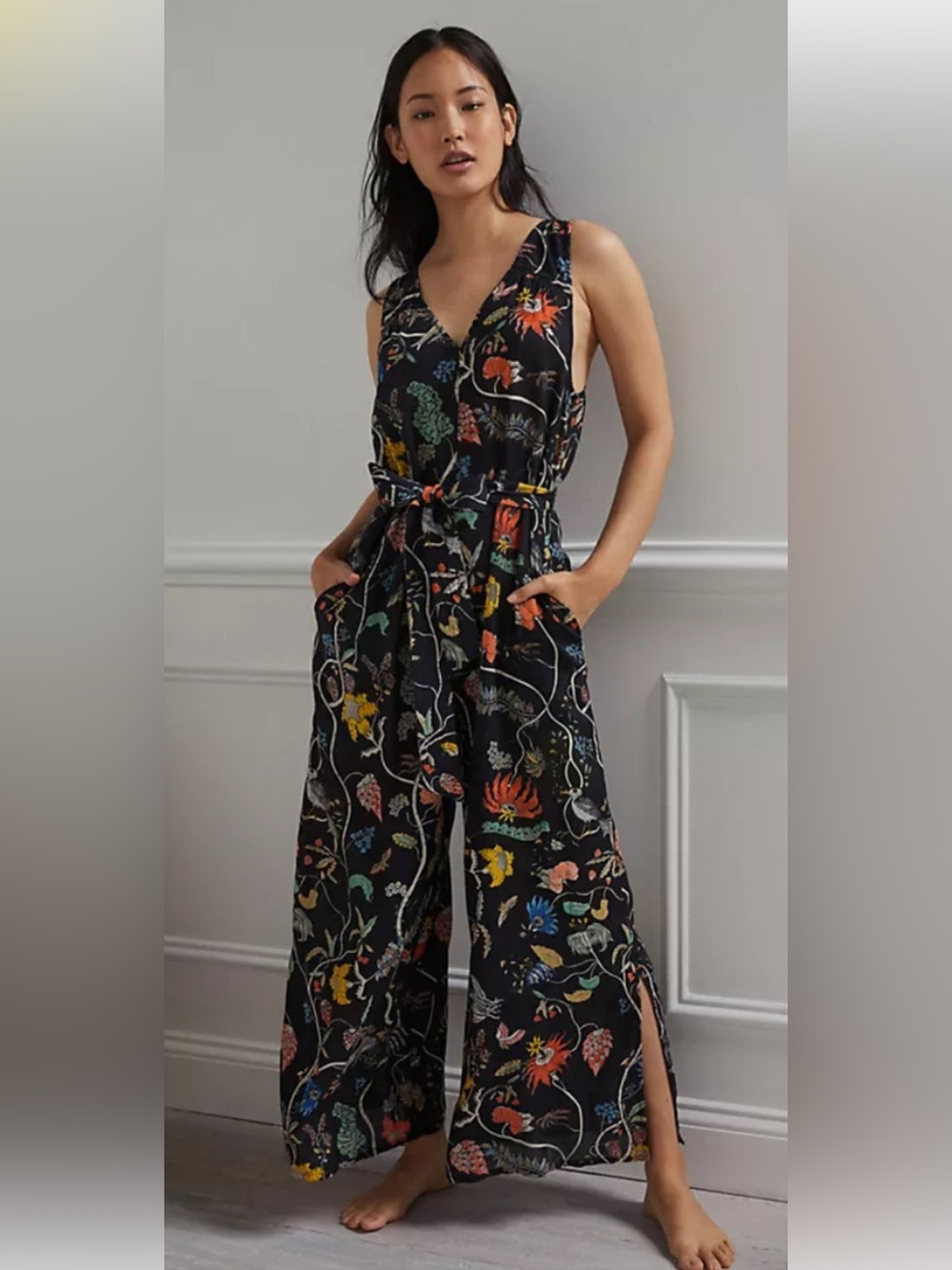 Anthropologie Black 🌸🖤 Floral V-Neck Wide-Leg Tie-Waist Jumpsuit SIZE 8!